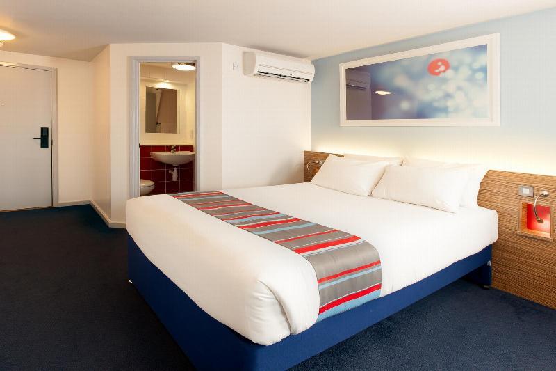 Travelodge Bracknell Central Exteriér fotografie