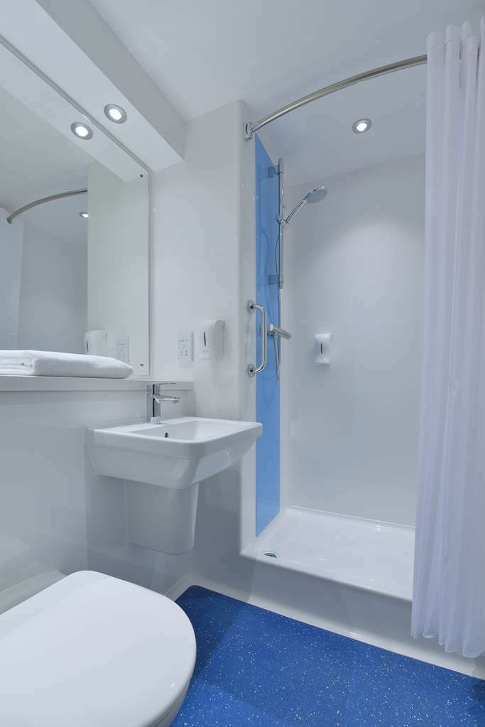 Travelodge Bracknell Central Pokoj fotografie
